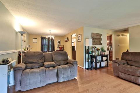 5461 Edger Dr, Cincinnati, OH 45239 photo 7