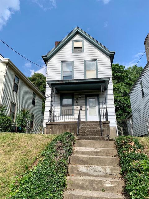 3010 Marshall Ave, Cincinnati, OH 45220 photo 2
