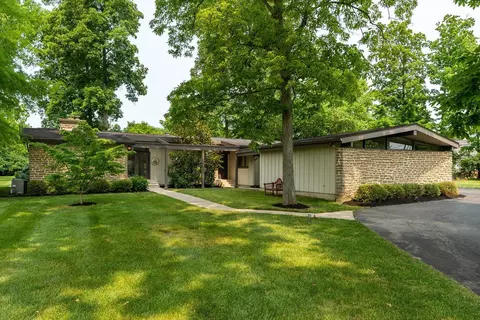 6425 Shadyglen Rd, Cincinnati, OH 45243