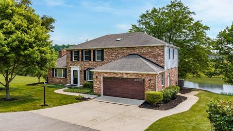 18482 Sycamore Woods Dr, Lawrenceburg, IN 47025
