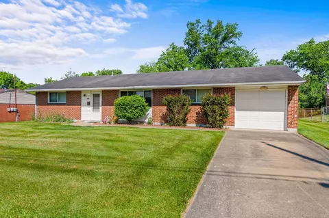 987 Seminole Trl, Milford, OH 45150