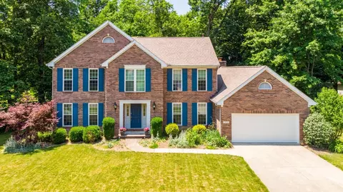 3593 Whitehills Dr, Amelia, OH 45102