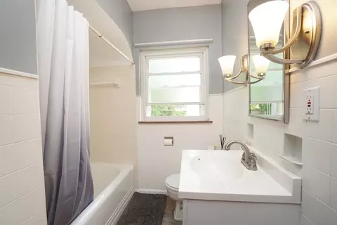 6909 Edith St, Newtown, OH 45244 photo 8