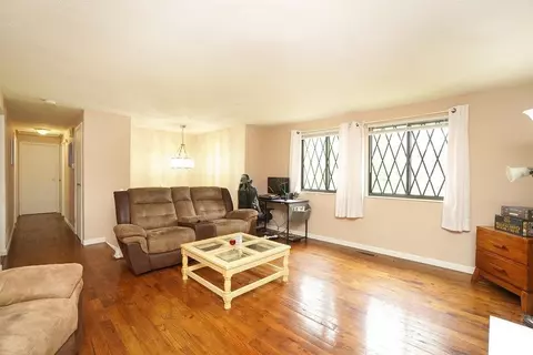 2622 Hunt Rd, Reading, OH 45236 photo 5