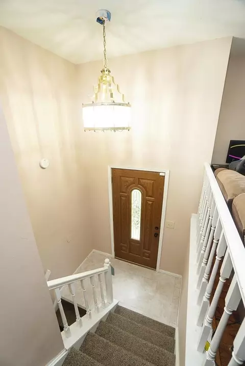 2622 Hunt Rd, Reading, OH 45236 photo 4