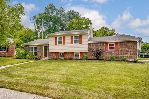 47 Lenore Dr, Reading, OH 45215 photo 2