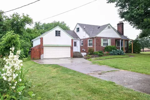 2395 Springdale Rd, Cincinnati, OH 45231 photo 2