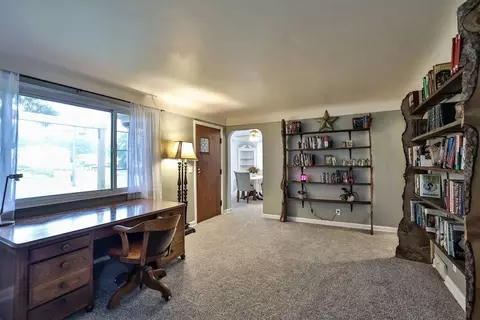 2395 Springdale Rd, Cincinnati, OH 45231 photo 5