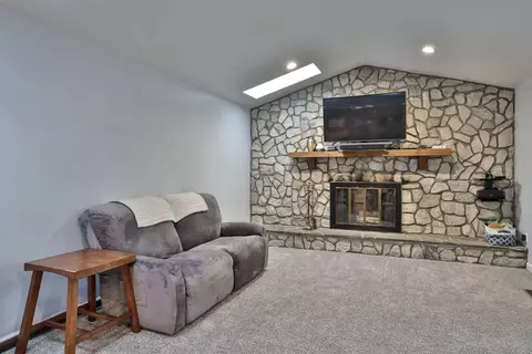 2395 Springdale Rd, Cincinnati, OH 45231 photo 9