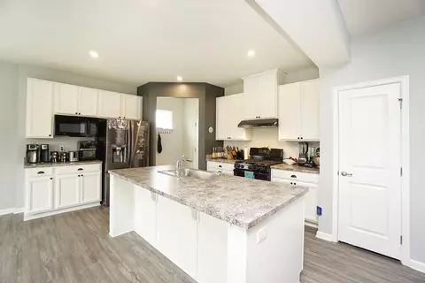 1271 Springfield Dr, Harrison, OH 45030 photo 10