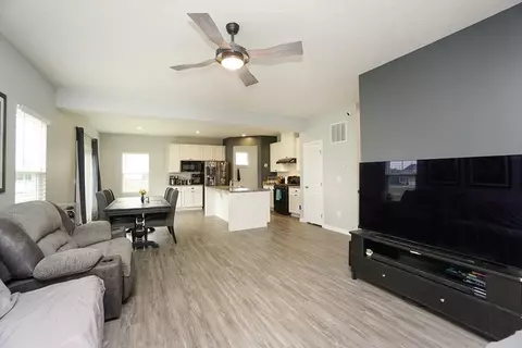 1271 Springfield Dr, Harrison, OH 45030 photo 7