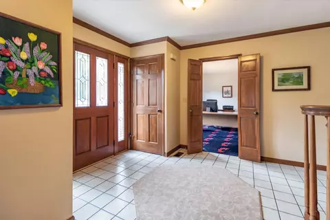 4955 Cinnamon Cir, Cincinnati, OH 45244 photo 3