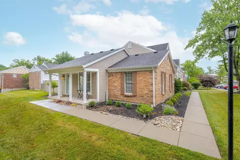 968 N Woodlyn Dr, Anderson Twp, OH 45230