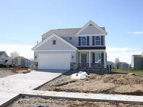 1643 Kilbarron Dr, Maineville, OH 45039