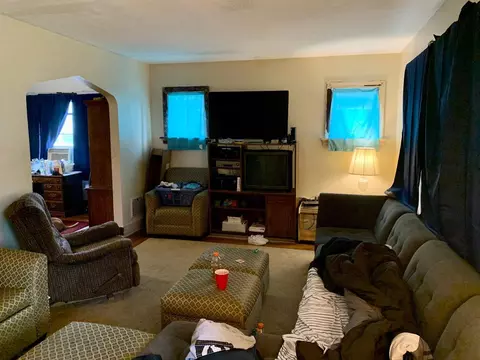 3826 Ebenezer Rd, Cincinnati, OH 45248 photo 3