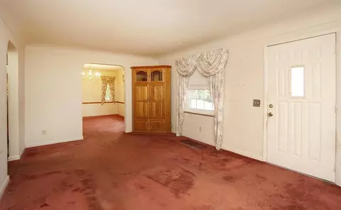 8400 Mayfair St, Cincinnati, OH 45216 photo 5