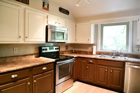 644 Christopal Dr, Cincinnati, OH 45231 photo 9