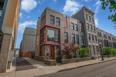 10 Mercer St, Cincinnati, OH 45202