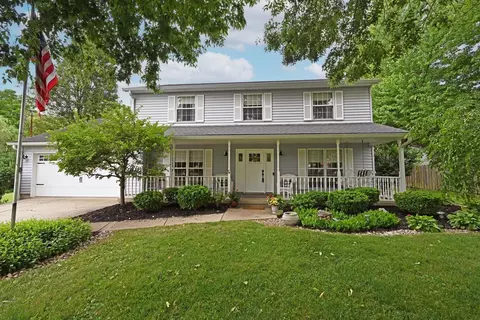 525 Woodsdale Dr, Monroe, OH 45050
