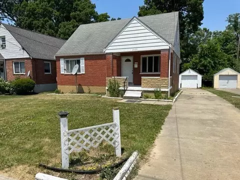 2024 Carpenter Dr, North College Hill, OH 45239