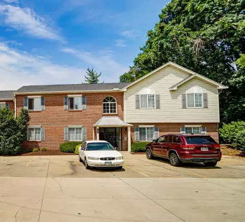 5262 Farm House Ln #14, Cincinnati, OH 45238