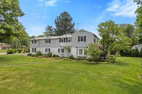 8890 Hollyhock, Cincinnati, OH 45231