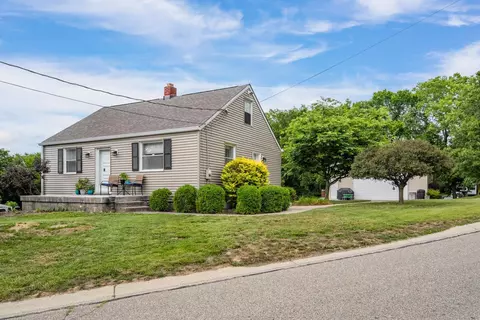 5320 Belclare Rd, Cincinnati, OH 45247