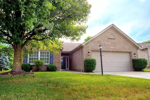 2260 Mossy Grv, Hamilton, OH 45013