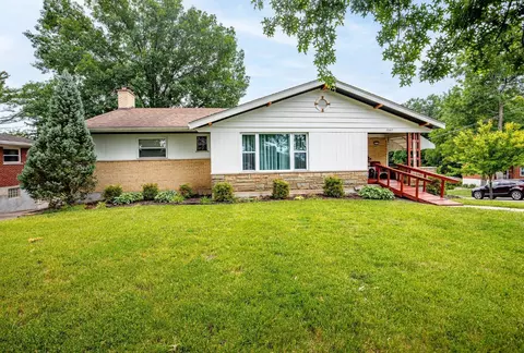 2567 Meyerhill Dr, Cincinnati, OH 45211