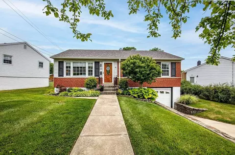 3379 Moonridge Dr, Cincinnati, OH 45248