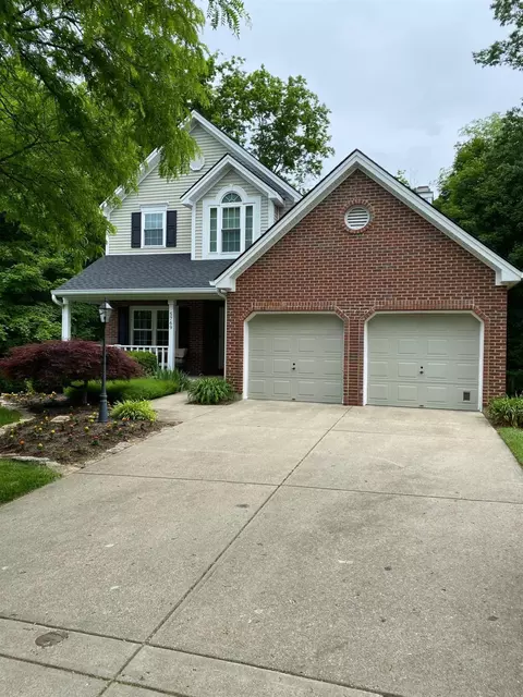 5769 Eaglesridge Ln, Cincinnati, OH 45230
