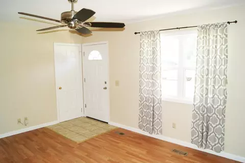 464 Odin Dr, Cincinnati, OH 45244 photo 2