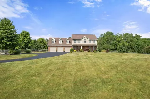 3017 Lake Trail Ln, Bethel, OH 45106