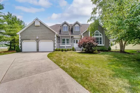 7086 Wetherington Dr, West Chester, OH 45069