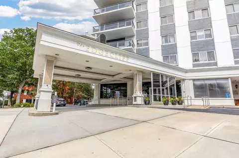 2200 Victory Pkwy #1406, Cincinnati, OH 45206