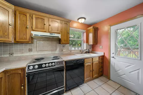 9178 Neil Dr, Cincinnati, OH 45231 photo 11