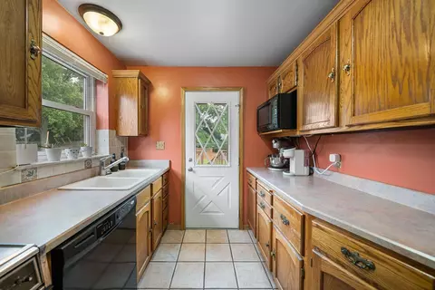 9178 Neil Dr, Cincinnati, OH 45231 photo 9