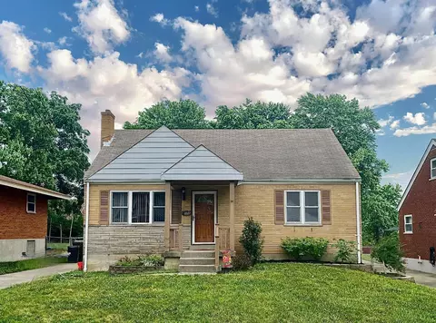 9178 Neil Dr, Cincinnati, OH 45231