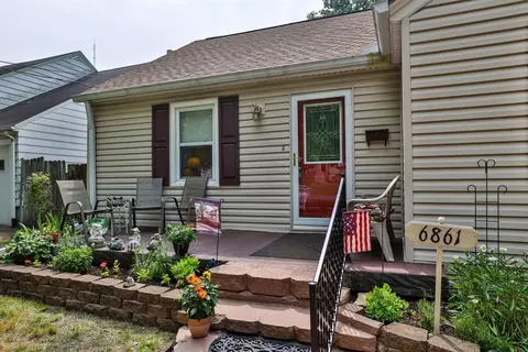 6861 Parkview Dr, Cincinnati, OH 45224 photo 3