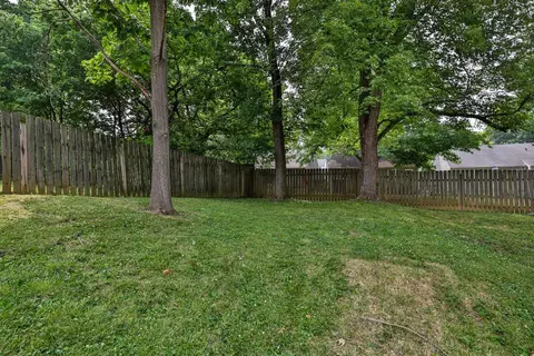 6861 Parkview Dr, Cincinnati, OH 45224 photo 28