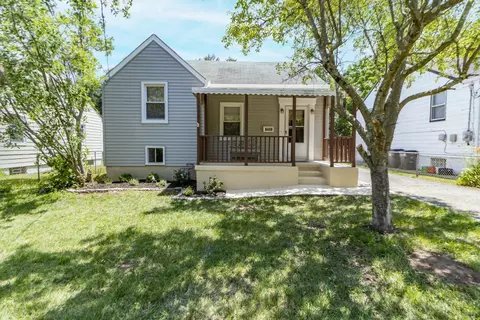 8408 St Clair Ave, Cincinnati, OH 45236
