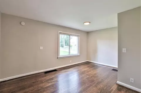 4895 Brasher Ave, Blue Ash, OH 45242 photo 12