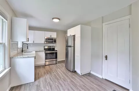 4895 Brasher Ave, Blue Ash, OH 45242 photo 10