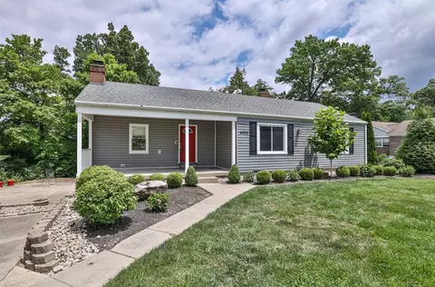 4895 Brasher Ave, Blue Ash, OH 45242 photo 2