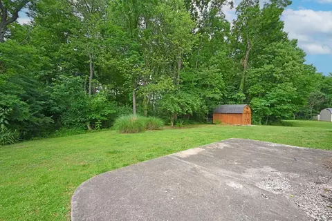 434 Barbara Ln, Cincinnati, OH 45244 photo 3