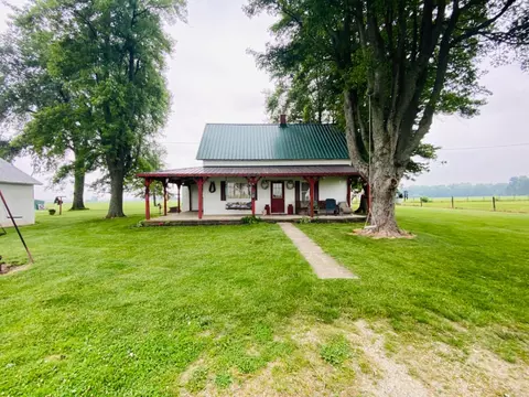 1175 Weaver Rd, Sabina, OH 45169