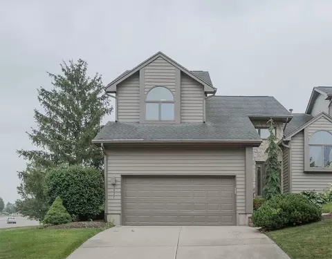 1827 Londonderry Dr #8, Middletown, OH 45042