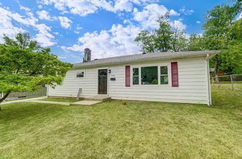 302 Fulton Ln, Middletown, OH 45044