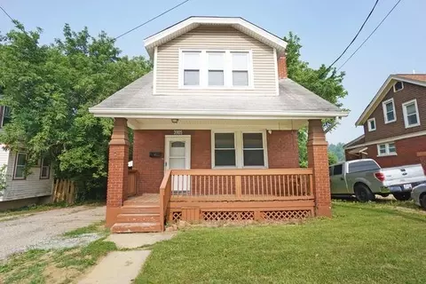 3905 Race Rd, Cincinnati, OH 45211