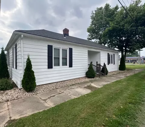 120 Apple St, Fayetteville, OH 45118